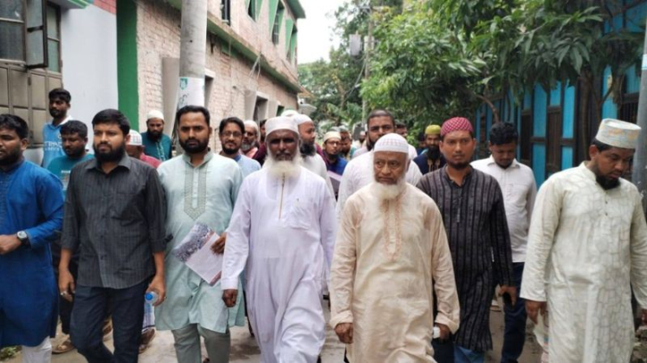 বন্দরে মাওলানা মঈনুদ্দিন আহমাদের গণসংযোগ