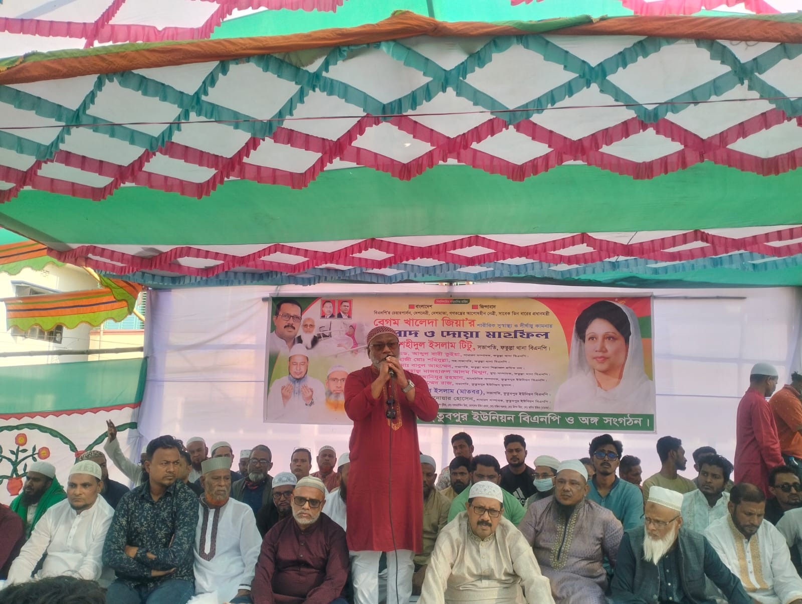 খালেদা জিয়া আপসহীন নেত্রী, সকল দলের মানুষ তার জন্য দোয়া করে: হাজী শহীদুল্লাহ