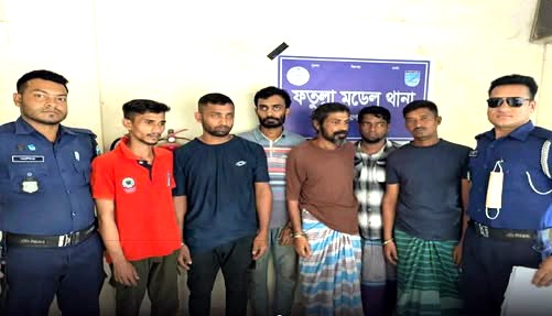 ফতুল্লায় বিভিন্ন অপরাধে ও ওয়ারেন্টভুক্ত ১২ আসামী গ্রেফতার