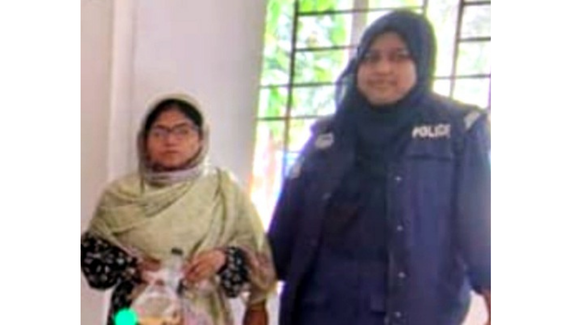 বন্দরে গাঁজাসহ নারী মাদক ব্যবসায়ী গ্রেপ্তার