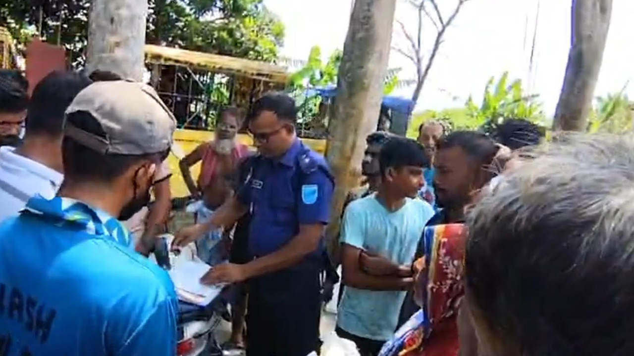 আকিকার মাংস দেওয়ার প্রলোভনে নারীর স্বর্ণালংকার ছিনতাইয়ের চেষ্টা