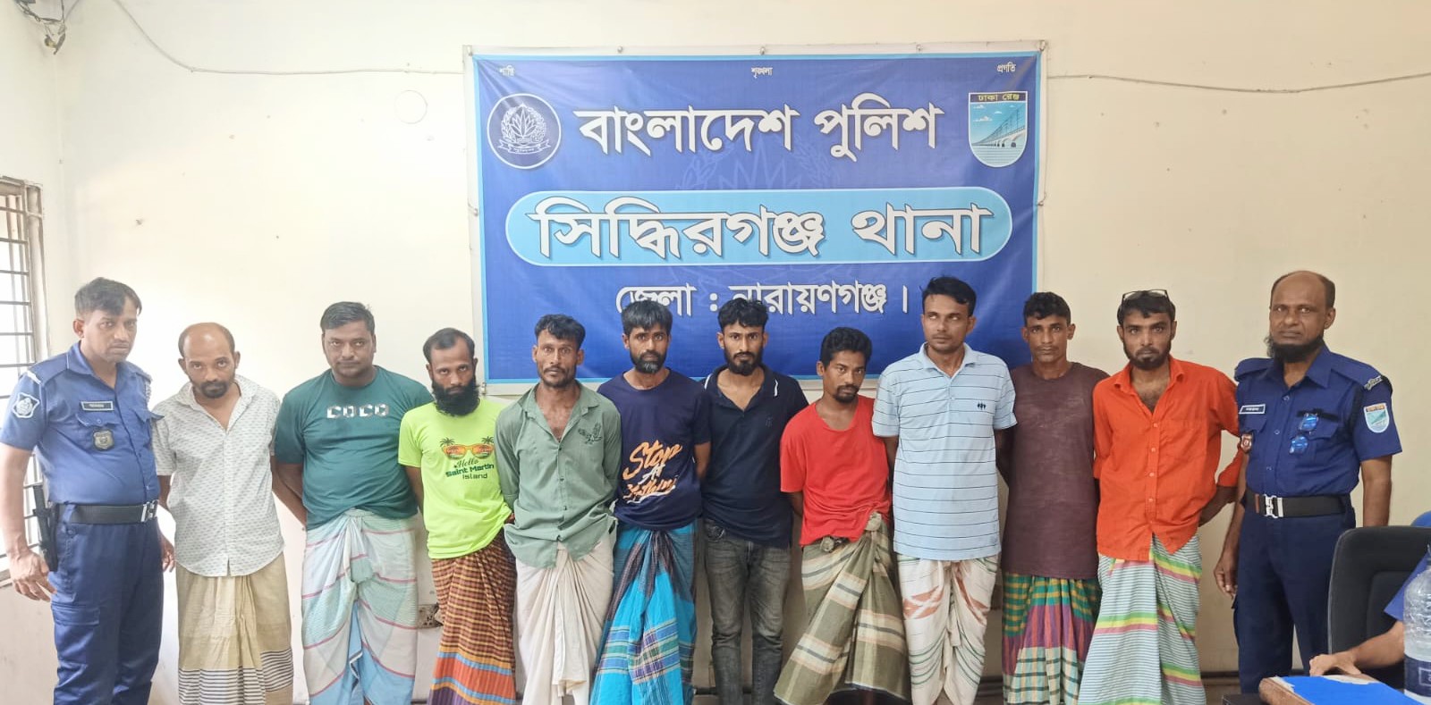 সিদ্ধিরগঞ্জে যৌথ অভিযানে ১০ মাদকসেবীর কারাদণ্ড