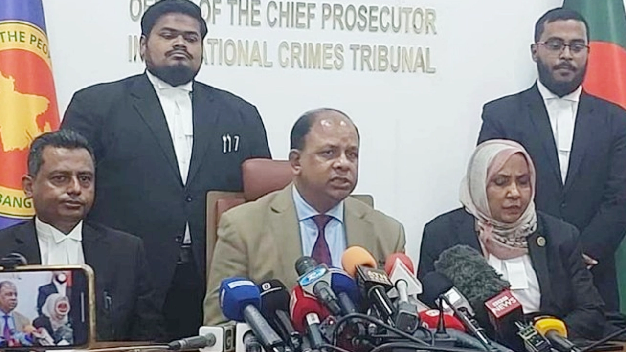 বিদ্বেষমূলক ছাড়া শেখ হাসিনার বক্তব্য প্রচারে আইনি বাধা নেই: চিফ প্রসিকিউটর