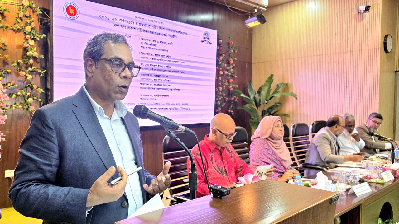 ‘চিকিৎসকদের দক্ষতা বাড়াতে চালু হচ্ছে হেলথ ম্যানেজমেন্ট ইনস্টিটিউট’