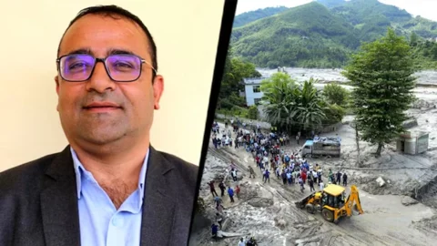 স্কুলের ঘণ্টা বাজিয়ে ১,৬৪৩ শিক্ষার্থীকে বাঁচালেন নেপালের শিক্ষক