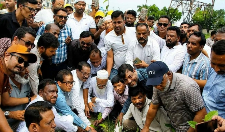 প্রতিষ্ঠাবার্ষিকীতে ফতুল্লা থানা বিএনপির র‍্যালি ও বৃক্ষরোপণ