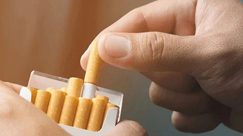 সিগারেটের দাম বাড়িয়ে প্রজ্ঞাপন জারি