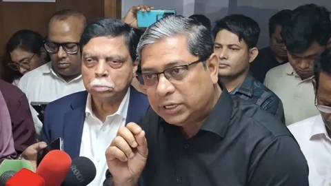 ‘স্থানীয় সরকার নির্বাচনে অংশ নিতে শিক্ষাগত যোগ্যতার বাধ্যবাধকতা নেই’