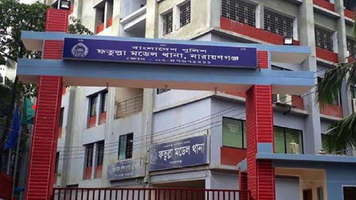 ফতুল্লায় শিশুকে দলবদ্ধ ধর্ষণের অভিযোগ, ঢামেকে প্রেরণ