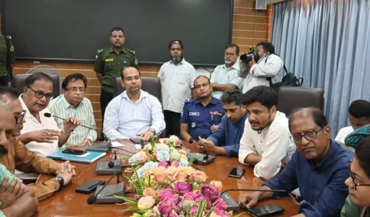 বাসভাড়া নির্ধারণ ছাড়াই শেষ হলো দ্বিতীয় দফার ৪ ঘণ্টার বৈঠক