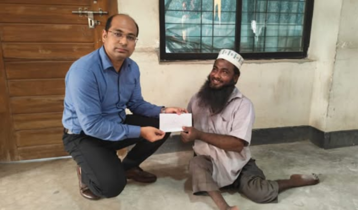 শারীরিক প্রতিবন্ধী আল আমিনের পাশে সদর উপজেলা প্রশাসন