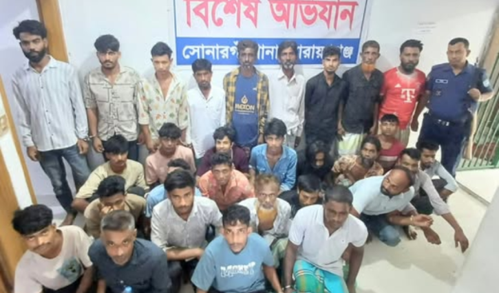 পুলিশের বিশেষ অভিযানে ৭৭ জন গ্রেপ্তার, অস্ত্র ও মাদক উদ্ধার