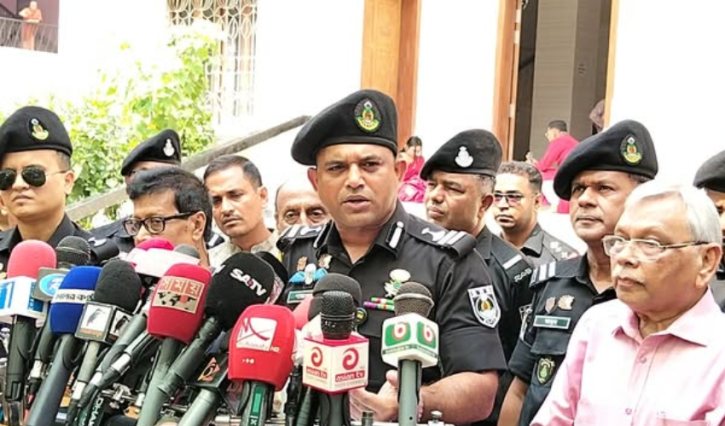 দুর্গাপূজায় নাশকতা ঠেকাতে সর্বোচ্চ সতর্কতায় এসআরবি-১১