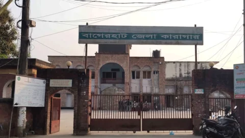 খাবার গলায় আটকে কারাগারে হাজতির মৃত্যু
