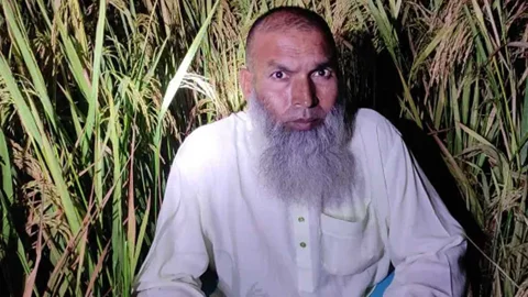 ধানক্ষেতে লুকিয়েও শেষ রক্ষা হলো না আওয়ামী লীগ নেতার