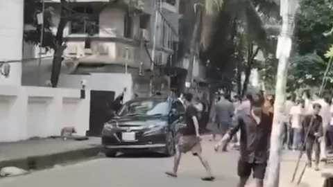 উত্তরায় জিএম কাদেরের বাসভবনে হামলা
