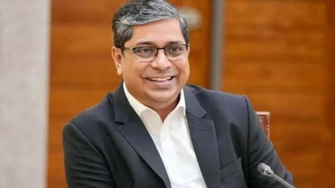 মেয়র পদে আব্দুস সালামকে মনোনয়ন দিইনি, সমর্থন জানিয়েছি: মীর শাহে আলম